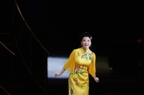 《日出》华丽的悲凉，何赛飞和赵文瑄演绎出来了
