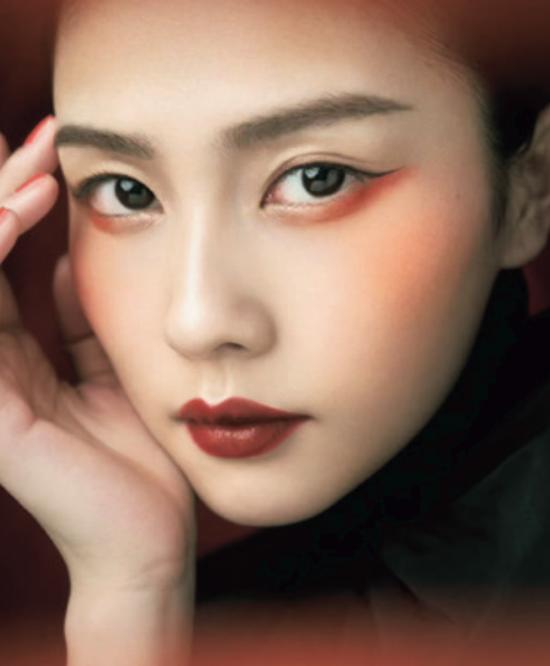 中国美妆最前线，唐毅的正统中式妆容！  第13张