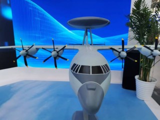 第十一届世界雷达展开幕，尖端装备、“大国重器”集中亮相