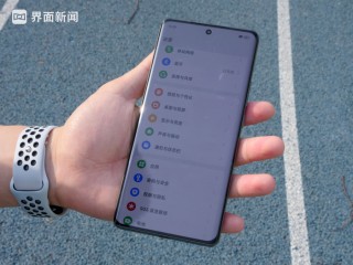 真我GT Neo6 SE体验：靠更亮的屏突围中端市场