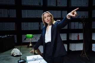 《道格拉斯被取消了》，复仇爽剧背后未完成的是什么？
